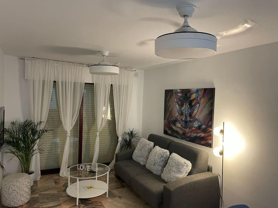 Apartamento Primera Linea Playa-Youtripmalaga Fuengirola Εξωτερικό φωτογραφία